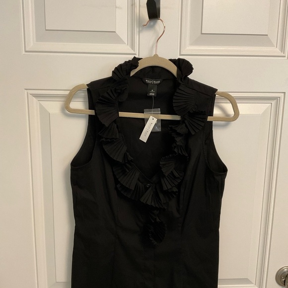 White House Black Market ruffle sleeveless button down top. Size 8 - Picture 7 of 9